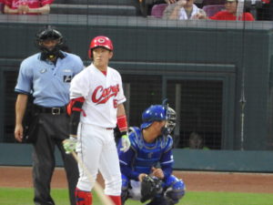 カープ春季キャンプ　小園の3塁練習の裏読みはこうです