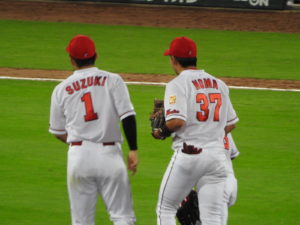 カープ沖縄キャンプ3日目　鈴木誠也にアクシデント